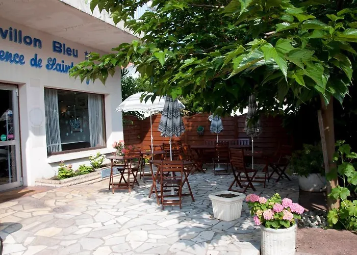 Le Pavillon Bleu Hotel Restaurant