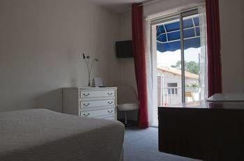 Le Pavillon Bleu Hotel